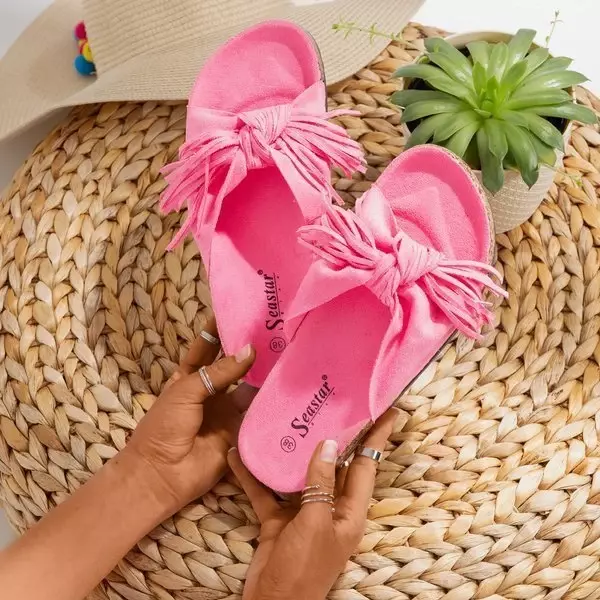 OUTLET Papuci cu franjuri Amassa pentru femei roz neon - Încălțăminte
