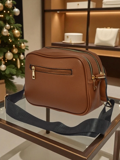 Geantă mică de damă din piele ecologică Avenne