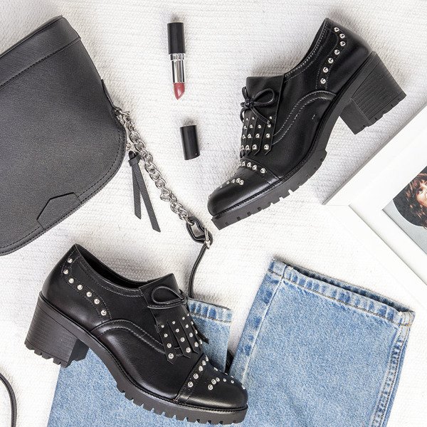 Încălțăminte neagră pe un stâlp gros Colorado - Încălțăminte