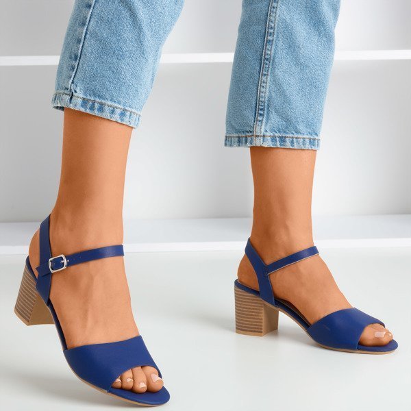 OUTLET Granatowe sandały na wyższym słupku Loaha - Obuwie