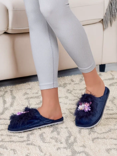 Slapi din blană pentru femei Royalfashion cu flori Ederra