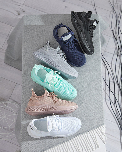 Royalfashion Pantofi sport de damă din material textil de culoare neagră Ltoti