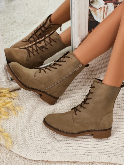 Botine de damă Treviline din piele ecologică mată cu șireturi