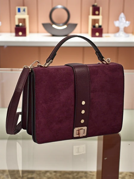 Torebă mică de damă din piele ecologică Karelia