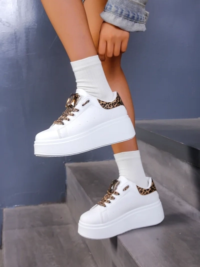 Sneakers sport pentru femei Royalfashion pe o platformă Safirrat