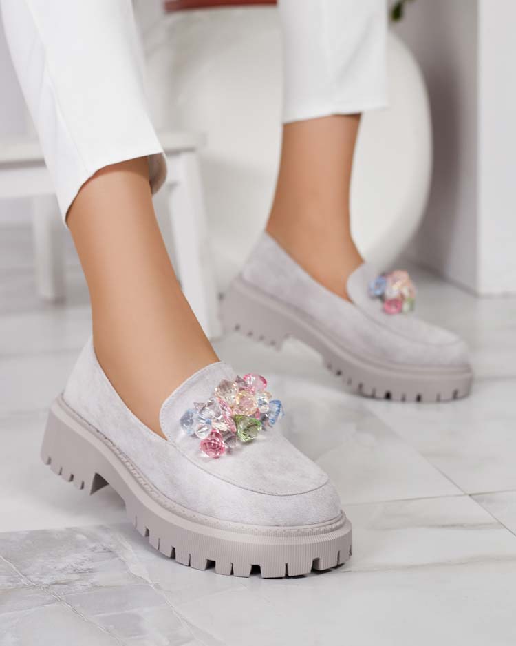 Mocasini de damă gri deschis cu mărgele colorate Hetika - Încălțăminte