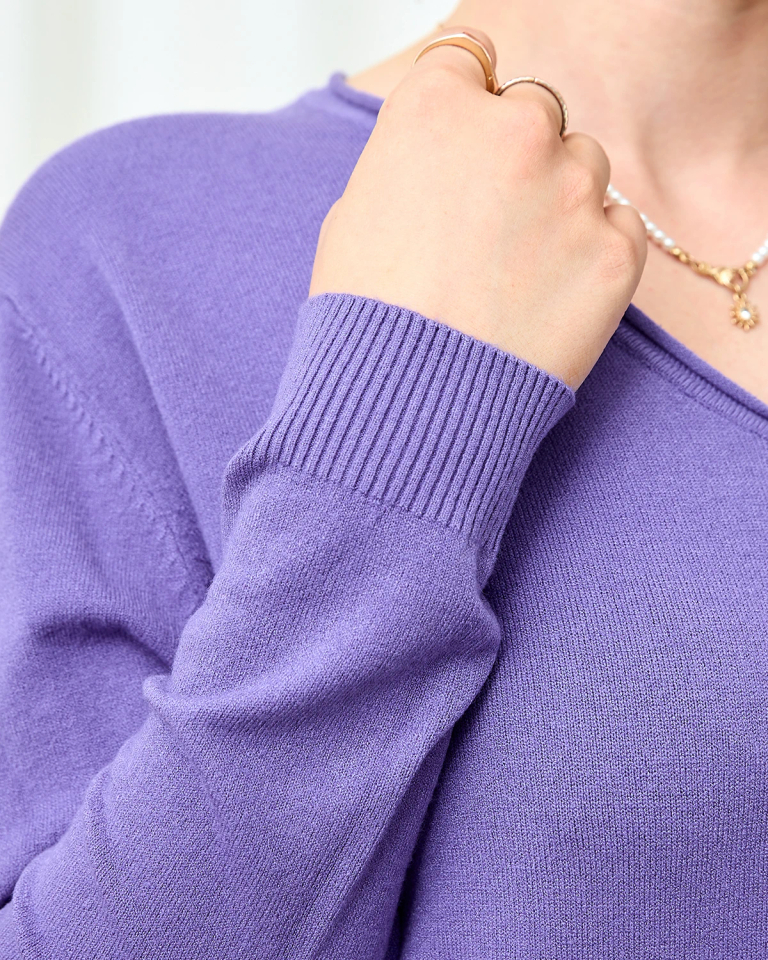 Royalfashion Pulover violet pentru femei cu decolteu în formă de inimă