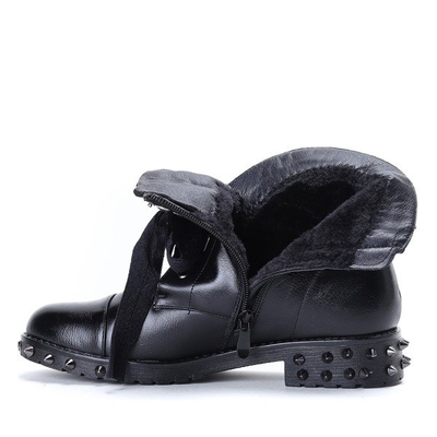 Czarne workery z ćwiekami Darina - Obuwie