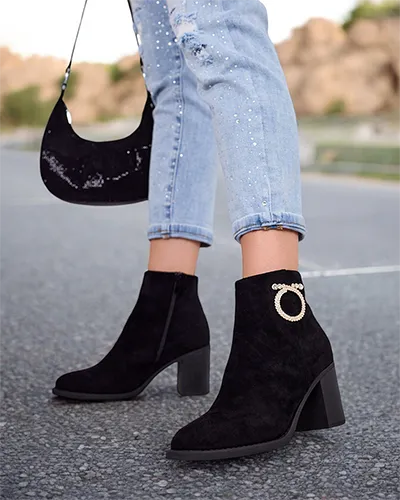 Royalfashion Cizme elegante pentru femei Osiom