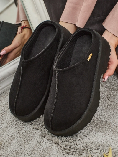 Botine scurte de damă a'la snowboots cu blană Calindra