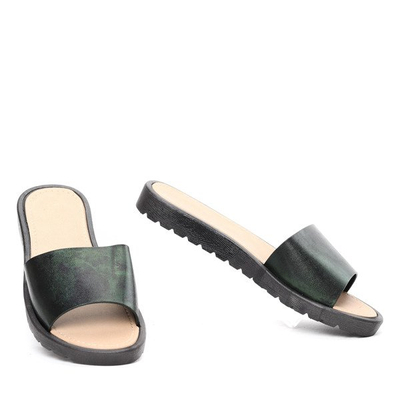 Czarne klapki z eko skóry Tyla- Obuwie