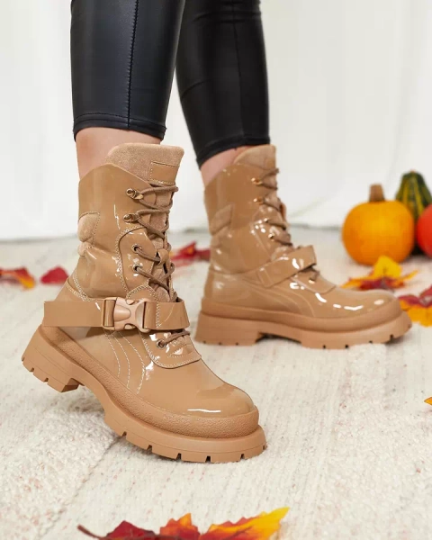 Royalfashion Cizme lăcuite de damă, maro deschis Setogy