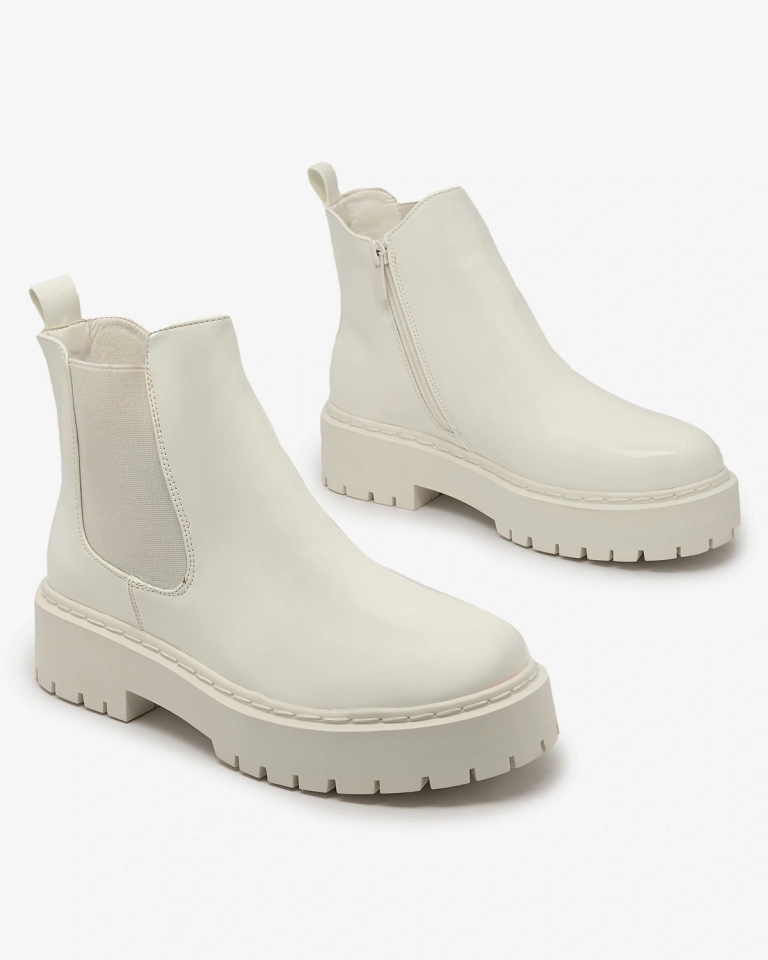 Royalfashion Cizme albe lăcuite fără toc pentru femei Glossy Chic