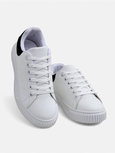 Damskie sneakersy Callista na platformie ze skóry ekologicznej białe-czarne