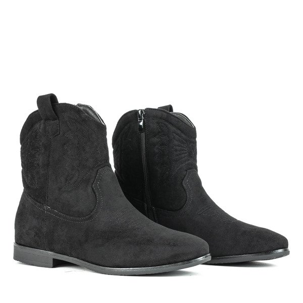 Czarne kowbojki na krytym koturnie Yuki - Obuwie