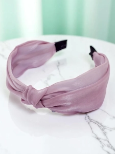 violet || verde închis