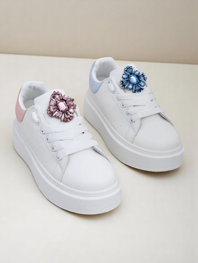 Sneakers de damă Hypatia Bianco din piele ecologică cu ornament și accent roz