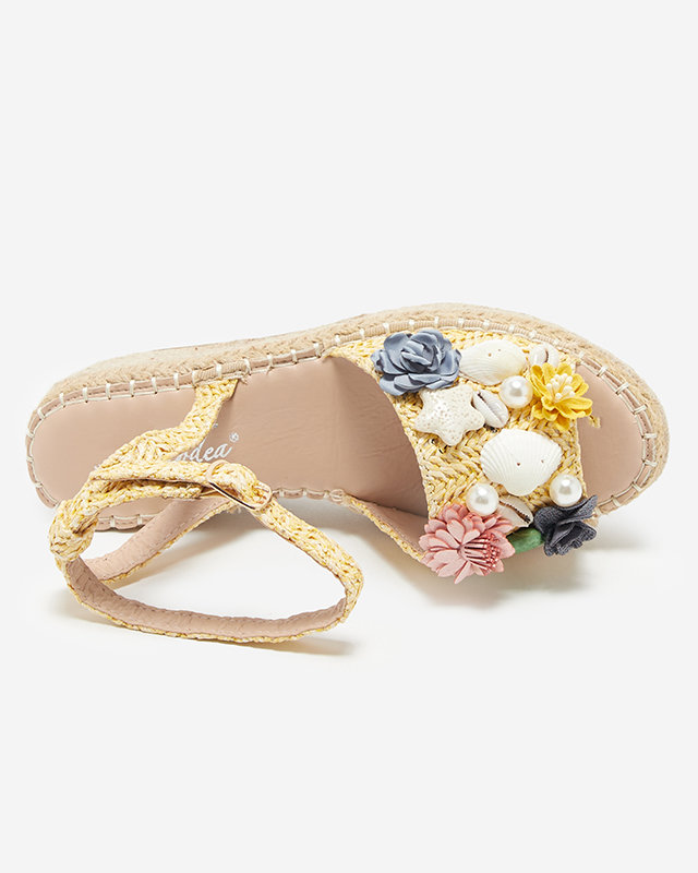 OUTLET Sandale de dama galbene cu dunga decorata Soramis - Incaltaminte