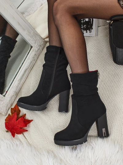 Botine de damă din piele ecologică mată cu toc gros Nivarelle