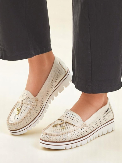 Mocasinile perforate pentru femei Royalfashion Elissas