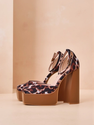 Pantofi cu toc pentru femei Royalfashion pe un toc înalt bloc Folios