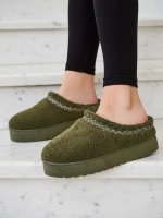 verde închis
