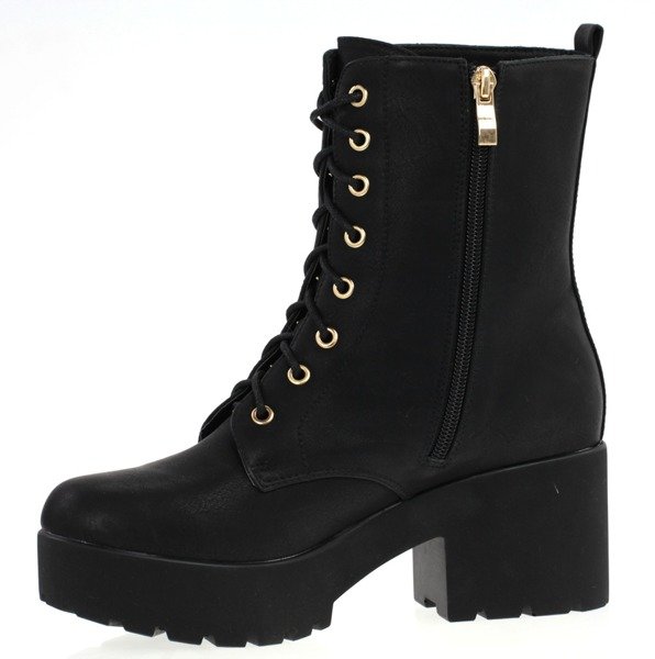 Czarne botki na platformie Barbra- Obuwie