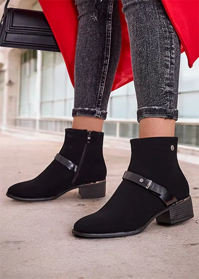 Cizmele Izzolo pentru femei de la Royalfashion