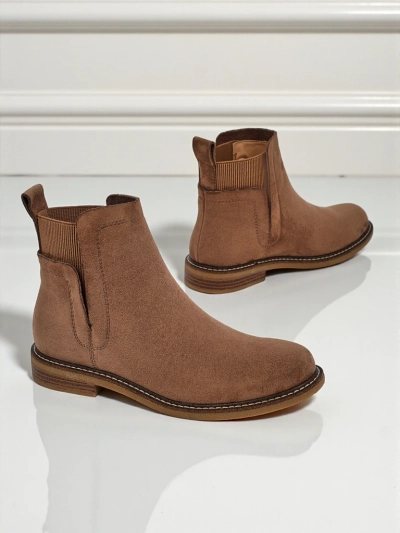 Gyal dem boot ala Chelsea boot fram eko-suedha Veysi
