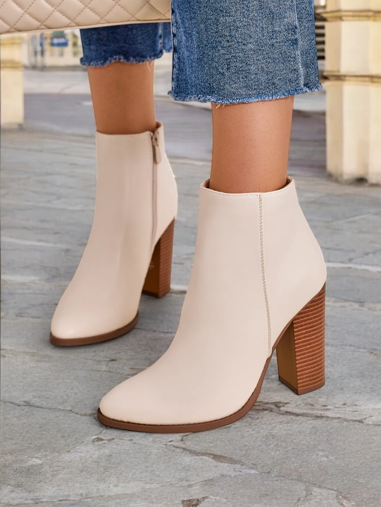 Ghete de damă Royalfashion pe un toc stiletto Toemi