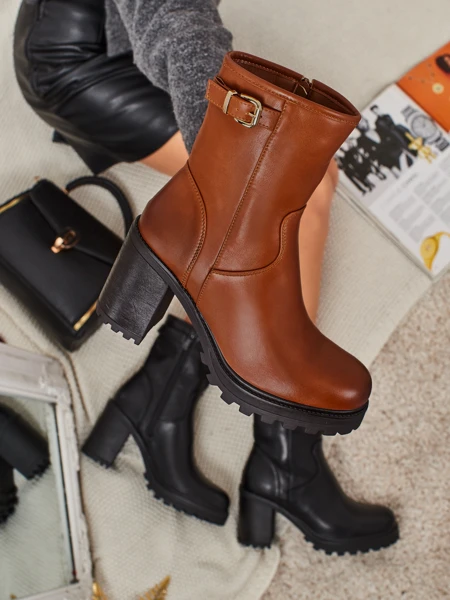 Botine de damă din piele ecologică cu toc gros Sylvarra