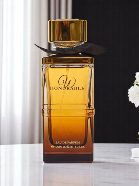 Eau de parfum inspirat pentru femei Honorable Black