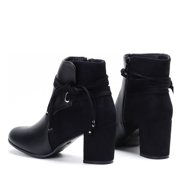 Czarne botki na słupku Frida - Obuwie