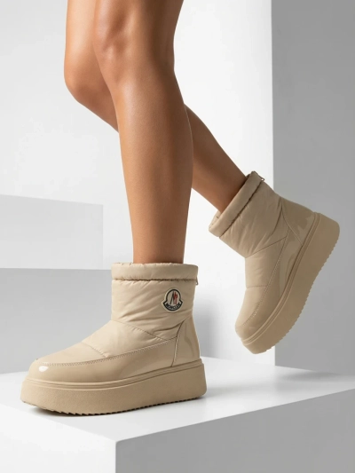 Royalfashion Cizme de zăpadă slip-on pentru femei de culoare bej Ademra