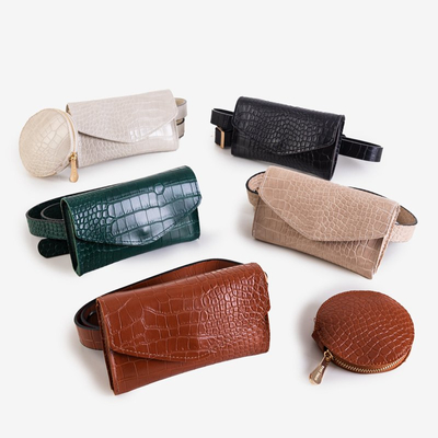 Geantă albă din talie din două piese a'la piele de șarpe - Genți de mână