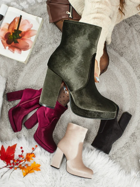 Botine de damă cu toc gros, tip velur Miss