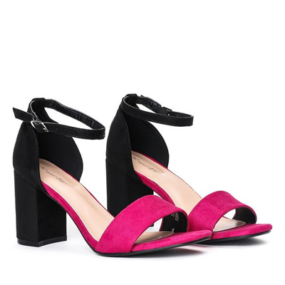 Czarne sandały na słupku z fuksjowym wykończeniem Betine - Obuwie