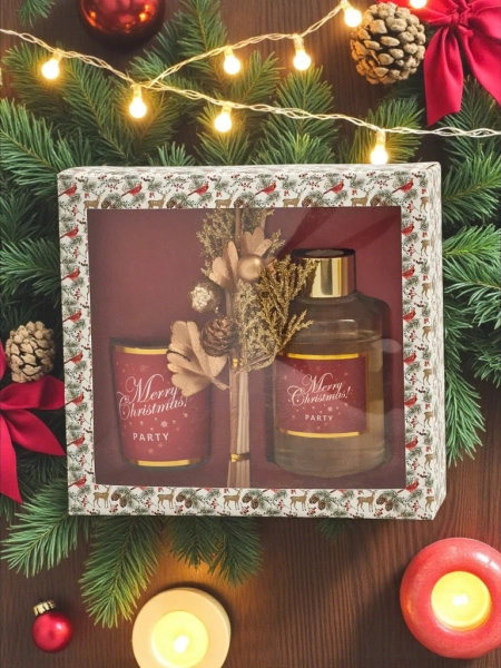 Setul: Bețișoare parfumate de Crăciun și lumânarea Merry Christmas