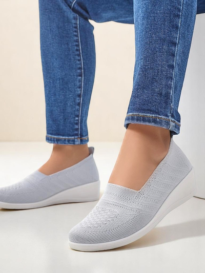 Mocasini Royalfashion pentru femei pe o talpă joasă Epoles