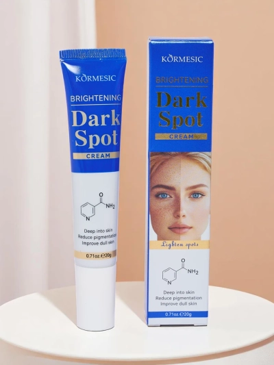 Cremă pentru luminozitatea tenului și decolorări