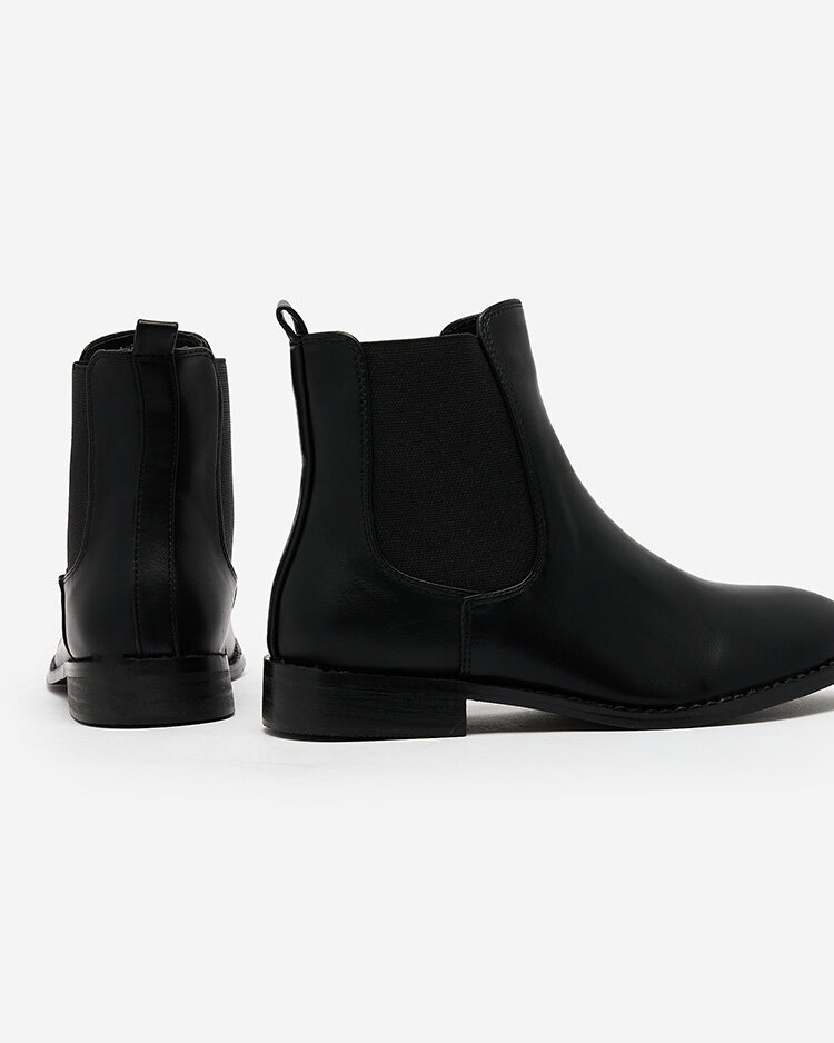 Royalfashion Cizme negre pentru femei a'la sztyblety cu ornamente Ederte