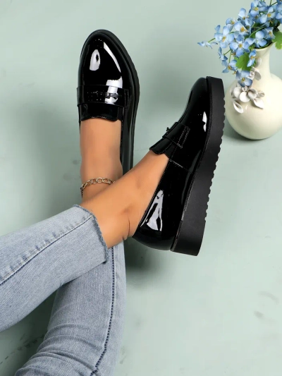 mocasini din piele lacuită Royalfashion pentru femei Arefel