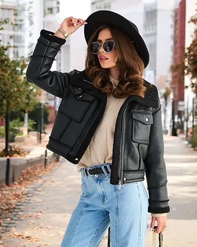 Geaca de piele ecologica pentru femei Royalfashion cu blana de culoare neagra