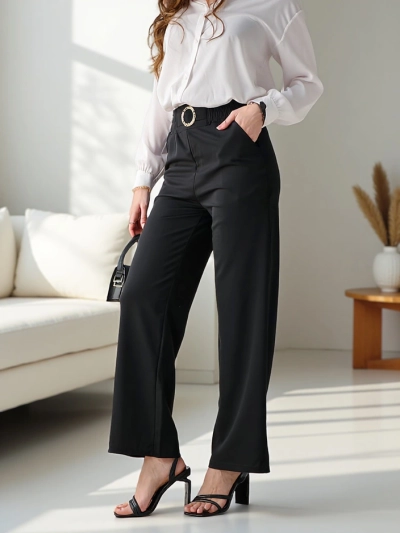 Pantaloni largi pentru femei Royalfashion cu o cataramă decorativă