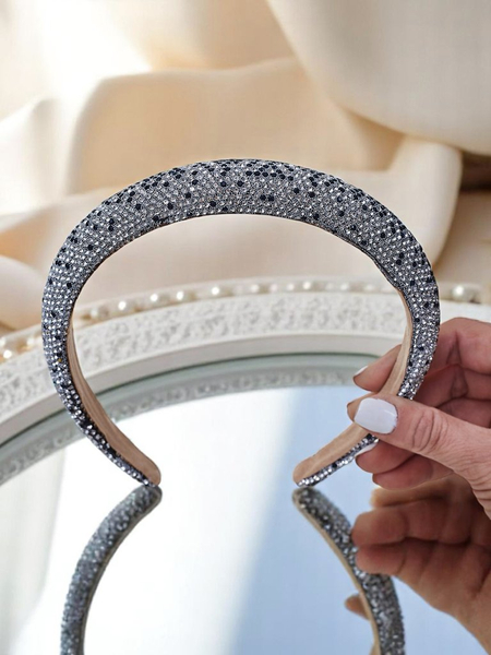 Royalfashion Bentita de păr cu strasuri și perle Bianka