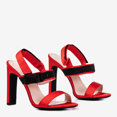 Sandale roșii pe un stâlp de velcro spolisa - Încălțăminte