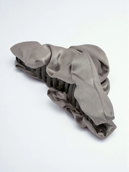 Royalfashion Hairpin wid Satiny Fabric – Elegant Clasp