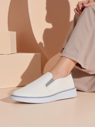 Royalfashion Pantofi sport perforați pentru femei Musio