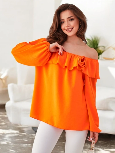 Bluza Royalfashion pentru femei în stil spaniol cu volane și o floare