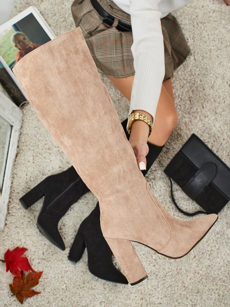 Cizme de damă din piele ecologică întoarsă cu toc gros Feravi